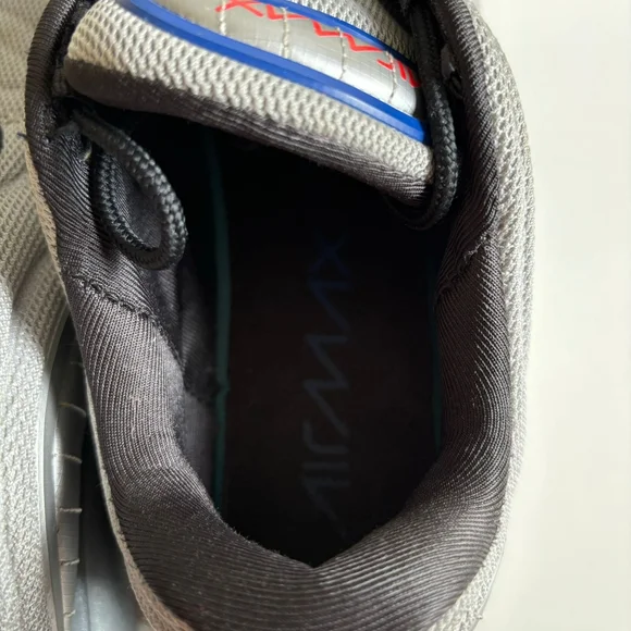 Nike AirMax 720 - Picture 13 of 16